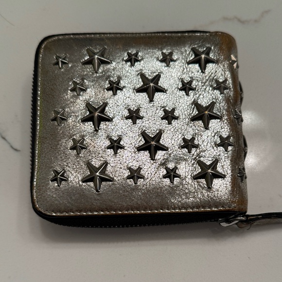 ❤️Jimmy Choo Metallic Star Studded Wallet - Picture 7 of 8